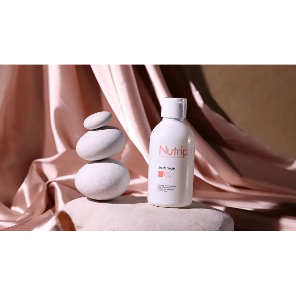 Nutripo Facial Wash Dry Skin
